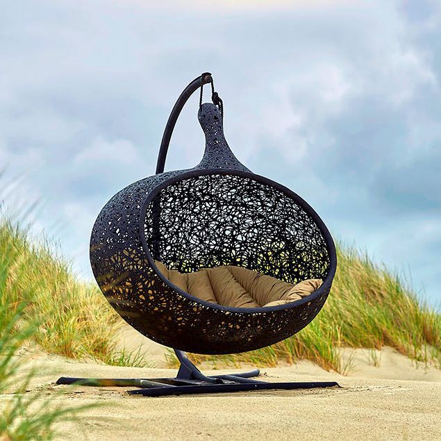 Grand Hanging Nest Chair