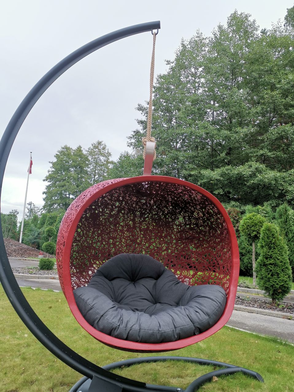 Apple Hanging Nest Chair